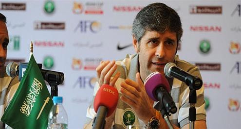 لوبيز يكشف قائمة المنتخب السعودي في مؤتمر صحفي